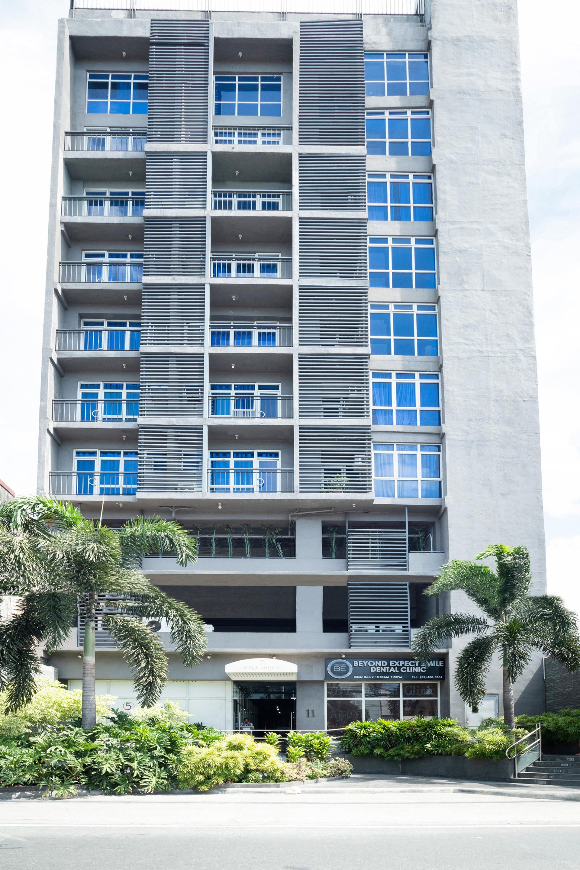 Melbourne Suites Makati City Buitenkant foto